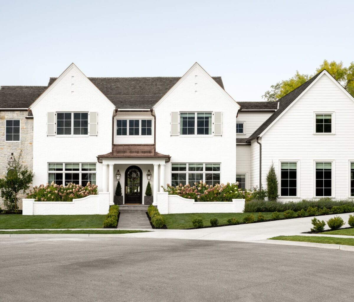 studiomcgee-McGeeHome-20231006-0423-1-1536x1024 studiomcgee-McGeeHome-20231006-0423-1-1536x1024
